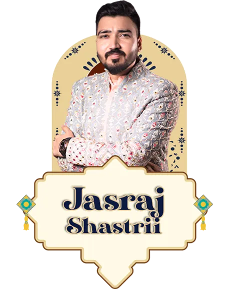 Jasraj Shastrii performing at Maavdee Navratri 2025 Garba event in Ahmedabad